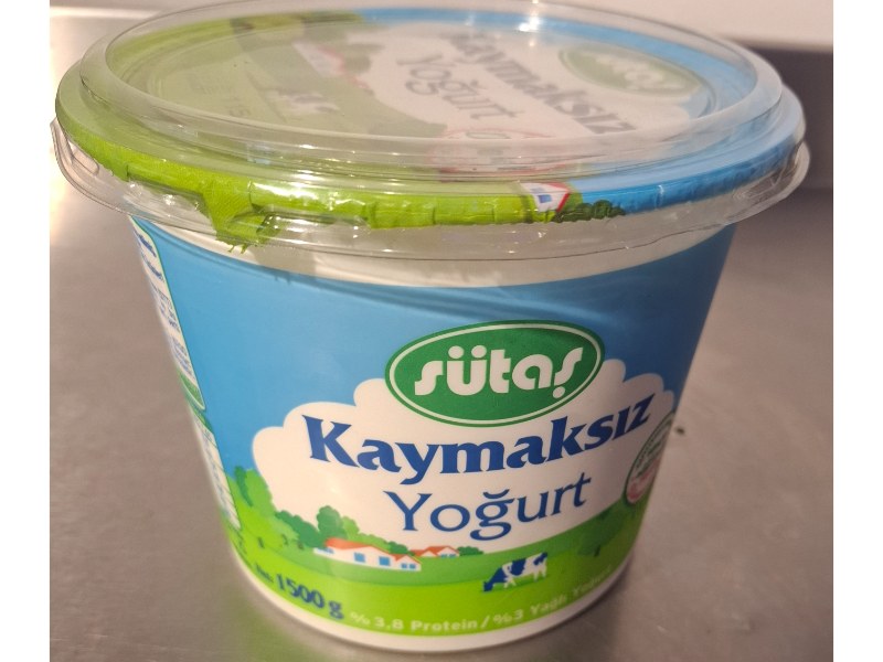 Kaymaksız yoğurt