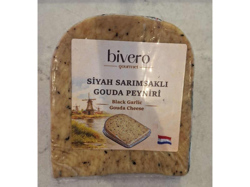Siyah Sarımsaklı Gouda Peyniri